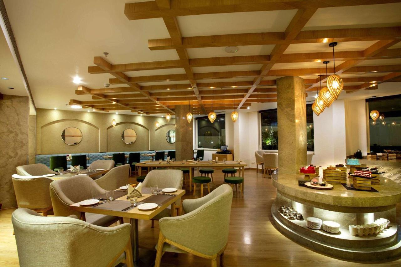 Ramada By Wyndham Katra Station Road Hotel Exterior photo